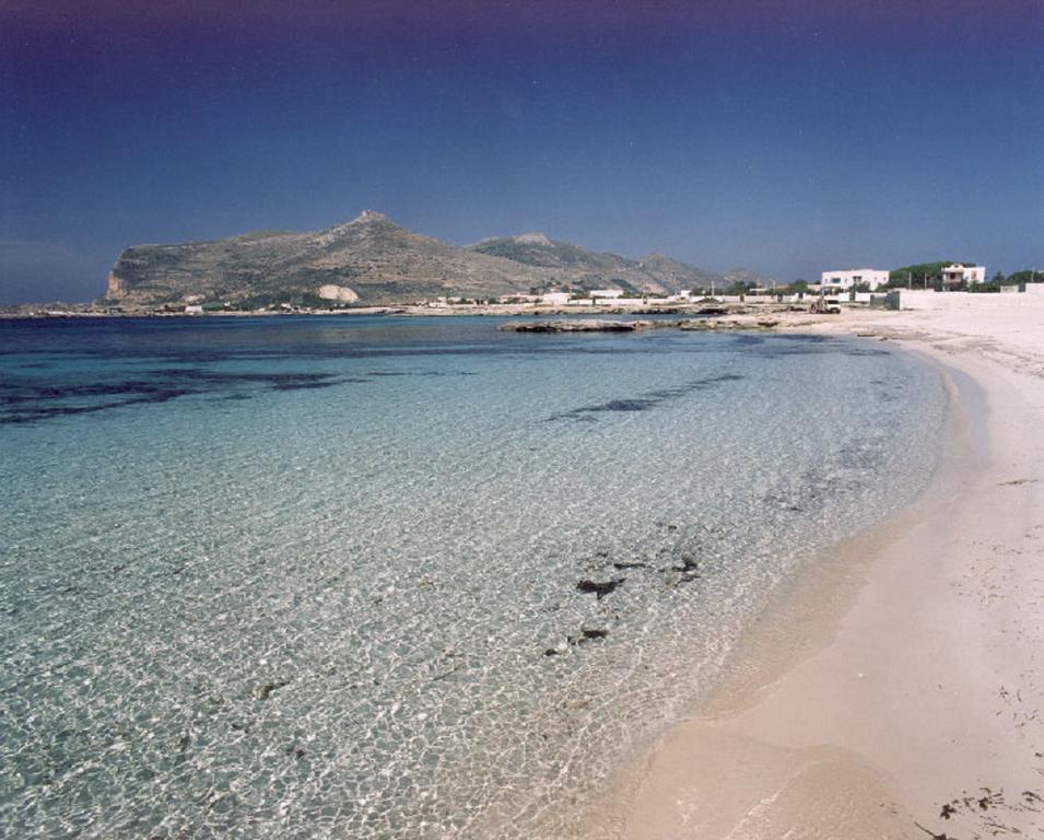 Villa Dei Gabbiani Favignana Rum bild
